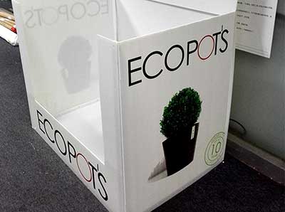 生彩廣告UV噴繪新成品異形展示箱，萬通板UV平板噴繪